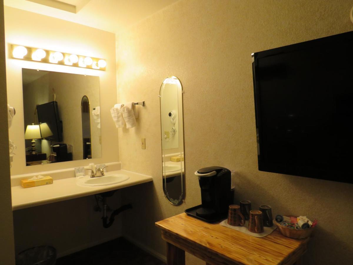 Rim Rock Motel Alturas Εξωτερικό φωτογραφία